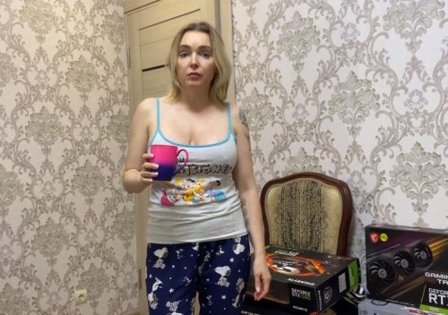 "Сын, хватит херней заниматься, иди мясо накрути!" - Мачеха без отца сходит с ума!