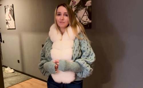 "Тетя Алина, заходите!" - Рождество с мамой друга в БДСМ квартире!