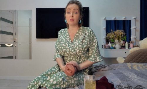 "Зять, это я тебе купила!" - Жена уехала, а ее мамка позаботилась обо мне